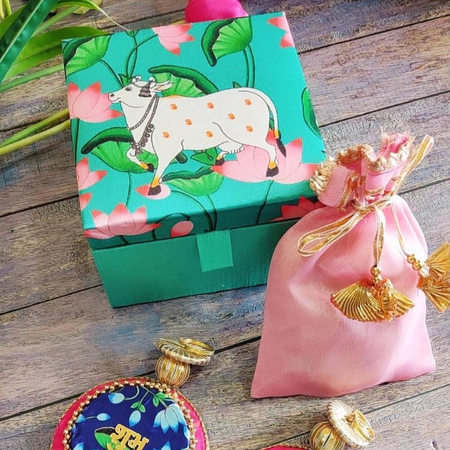 Traditional Gift Box