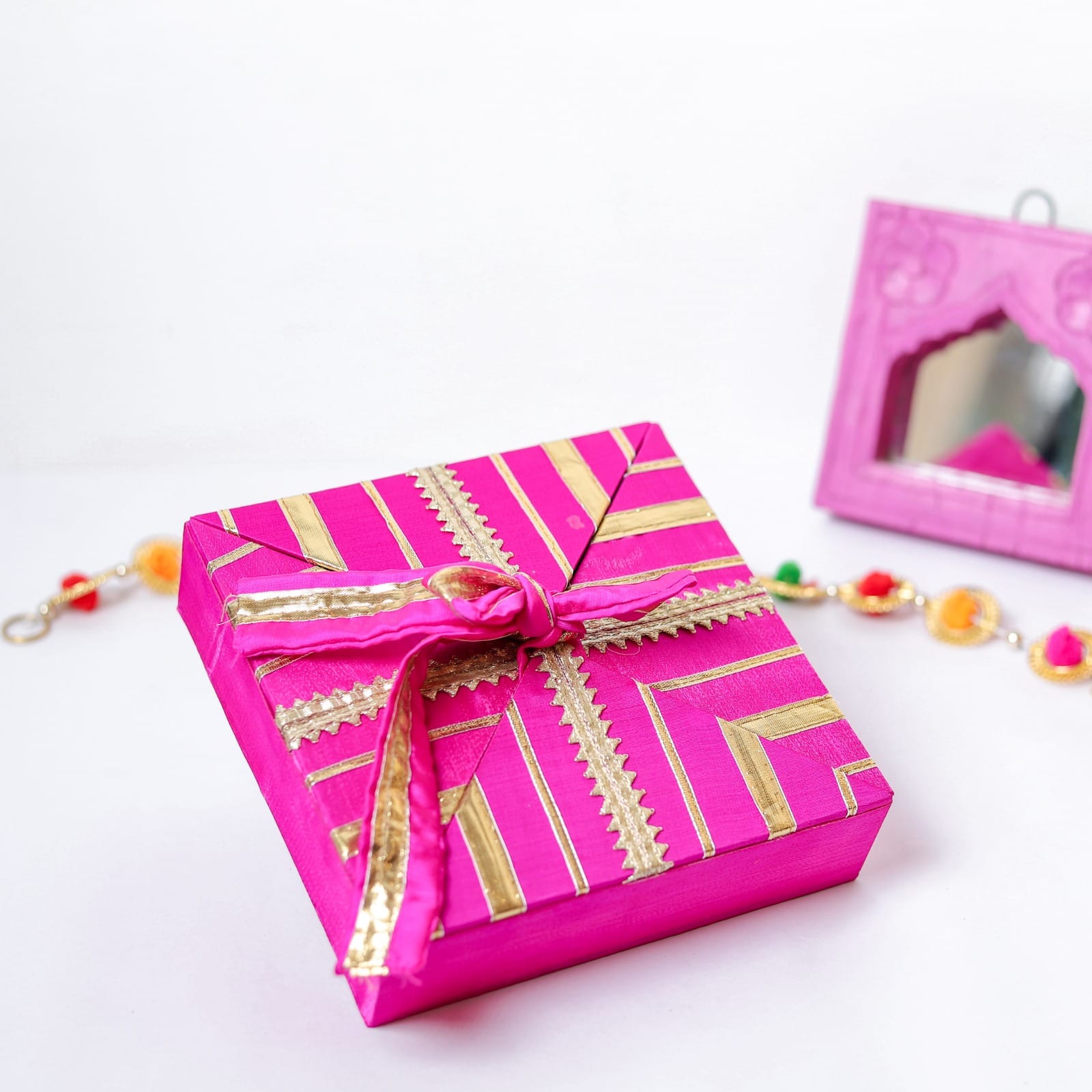 Gota Gift Box